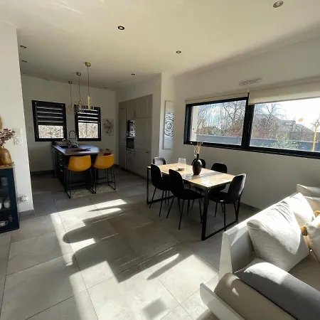 Grande Maison- 10 Mn Circuit 24h Villa