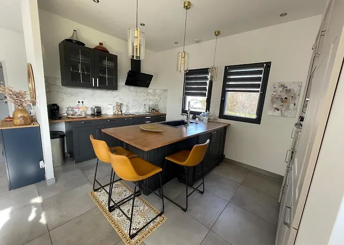 Grande Maison- 10 Mn Circuit 24h Villa