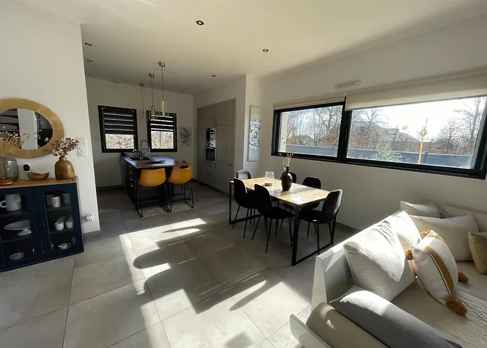 Grande Maison- 10 Mn Circuit 24h Villa